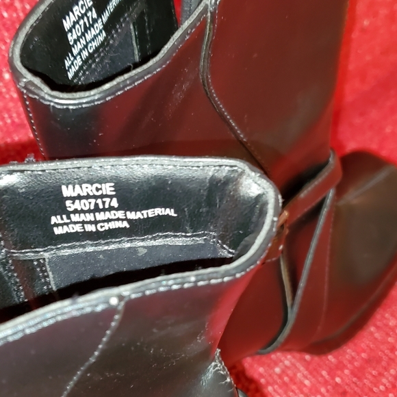 Vintage 90's Square Toed Chunky Heel Platform Boot - Picture 4 of 14